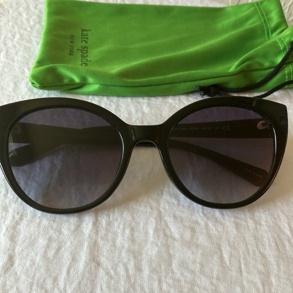 Kate Spade: Black Samantha Cat Eye Sunglasses- Gray gradient- green sleeve - Picture 13 of 16